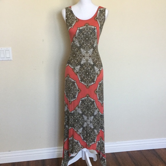 Daisy Fuentes Dresses & Skirts - Daisy Fuentes Red Knit Printed Maxi Dress Size L